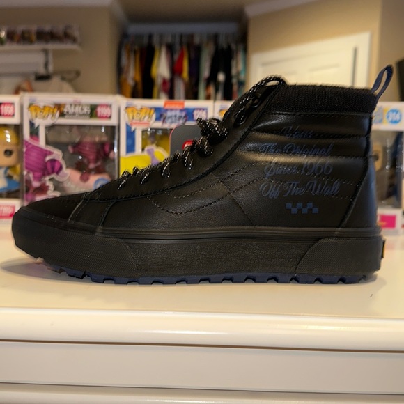 Brand New w/box Vans Sk8-Hi MTE-1 'Varsity Black' Sneakers Men's - Picture 2 of 15